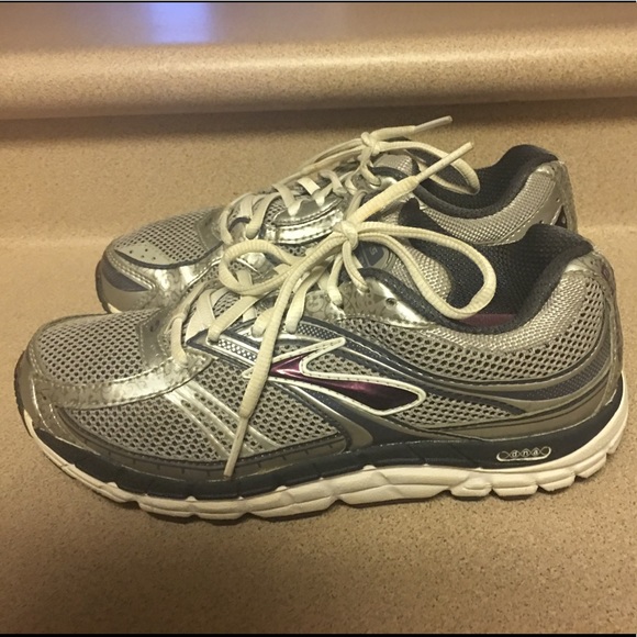 brooks shoes addiction 10